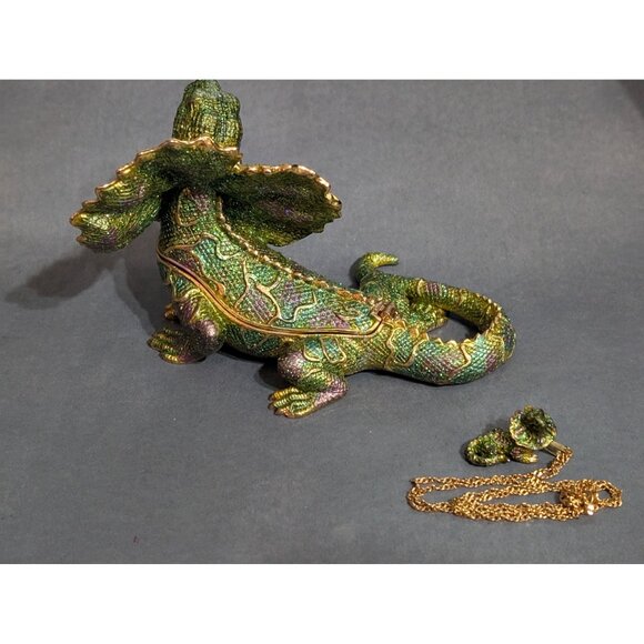 Frill Neck Lizard Jeweled Trinket Box W/ Austrian Crystals & Matching Necklace - Picture 4 of 5